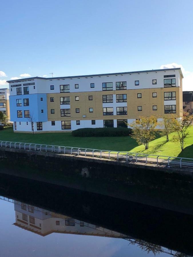 Sec/ Hydro Two Bed Flat With Free Parking And Great View Leilighet Glasgow Eksteriør bilde